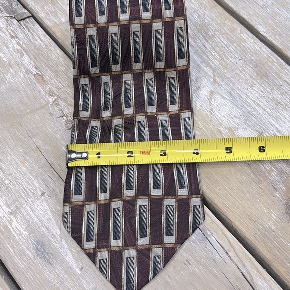 Vintage Robert Talbott Studio Britches 100% Silk Tie -Burgundy/Grey/Black EUC - Picture 4 of 10